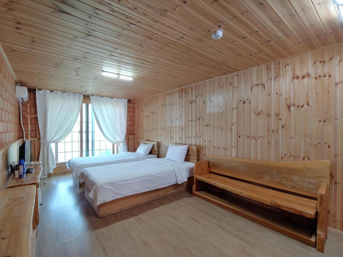 Jeju Hanibaram Pension Exterior photo